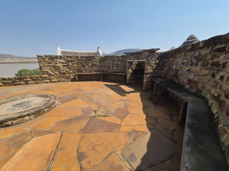 17 Bedroom Property for Sale in Ladybrand Free State